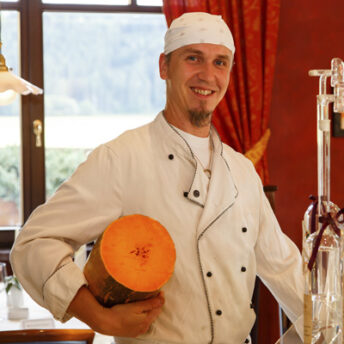 Hannes_Siegel Dominic Scott